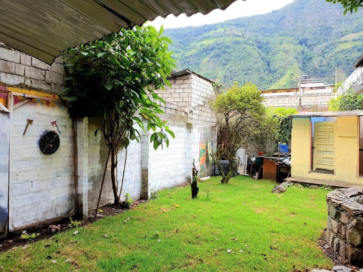 Hostal Inti Raymi Backpackers Banos  Exterior photo