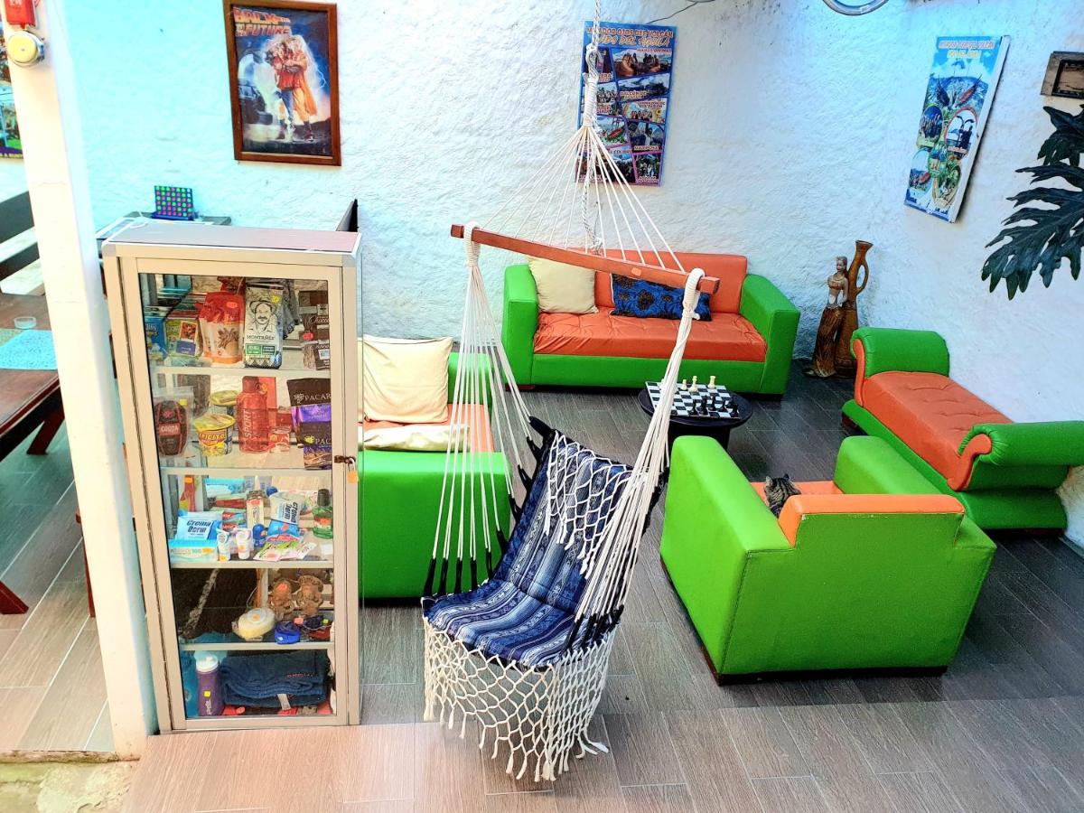 Hostal Inti Raymi Backpackers Banos  Exterior photo