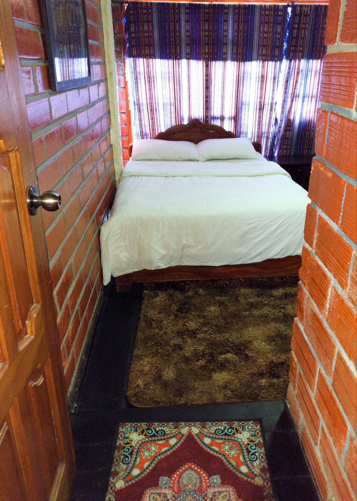 Hostal Inti Raymi Backpackers Banos  Exterior photo